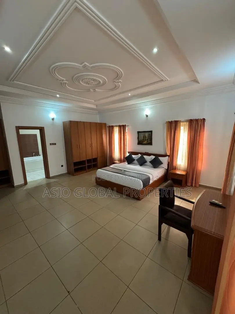 3/4-Bedroom Self Compound Duplex | Magodo GRA Phase 2.