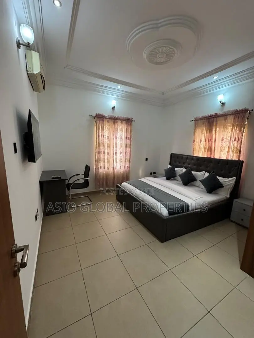 3/4-Bedroom Self Compound Duplex | Magodo GRA Phase 2.