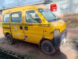 Suzuki APV Minibus 2005 Yellow