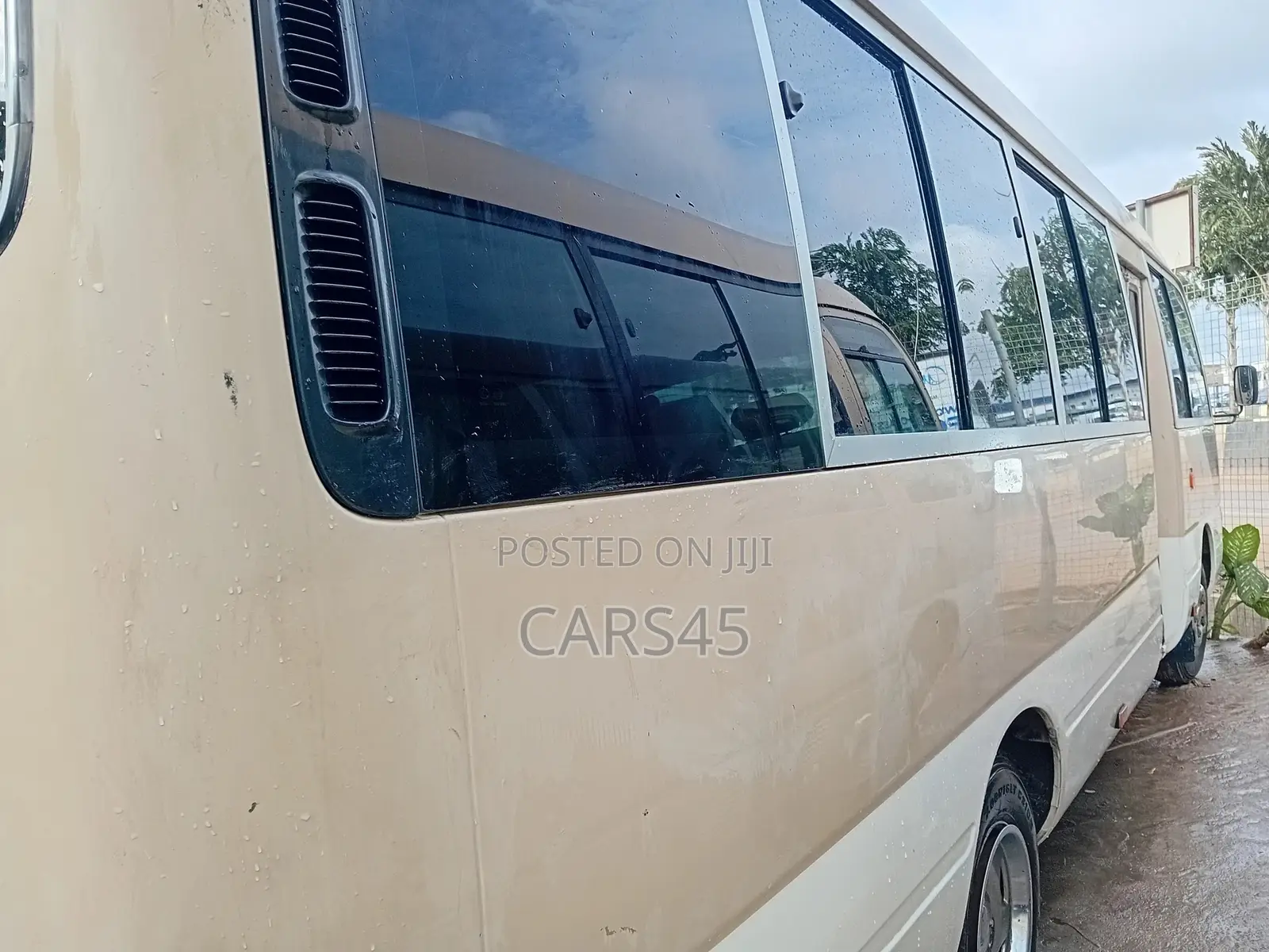 Toyota Coaster 2017 Beige