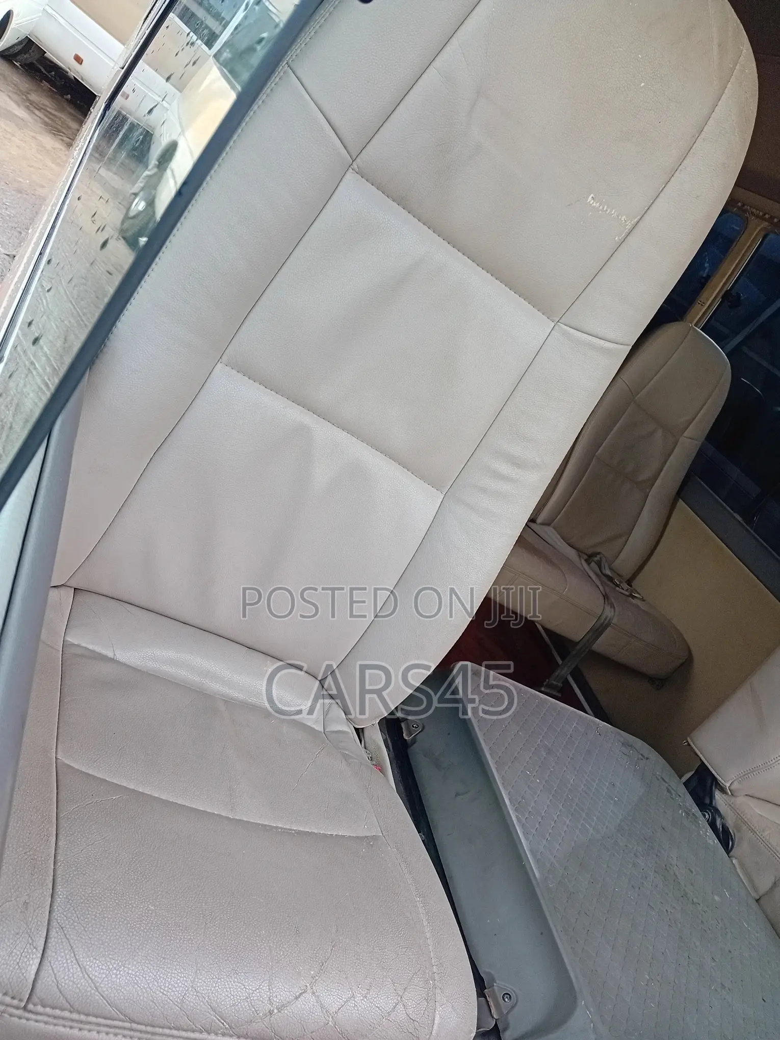 Toyota Coaster 2017 Beige