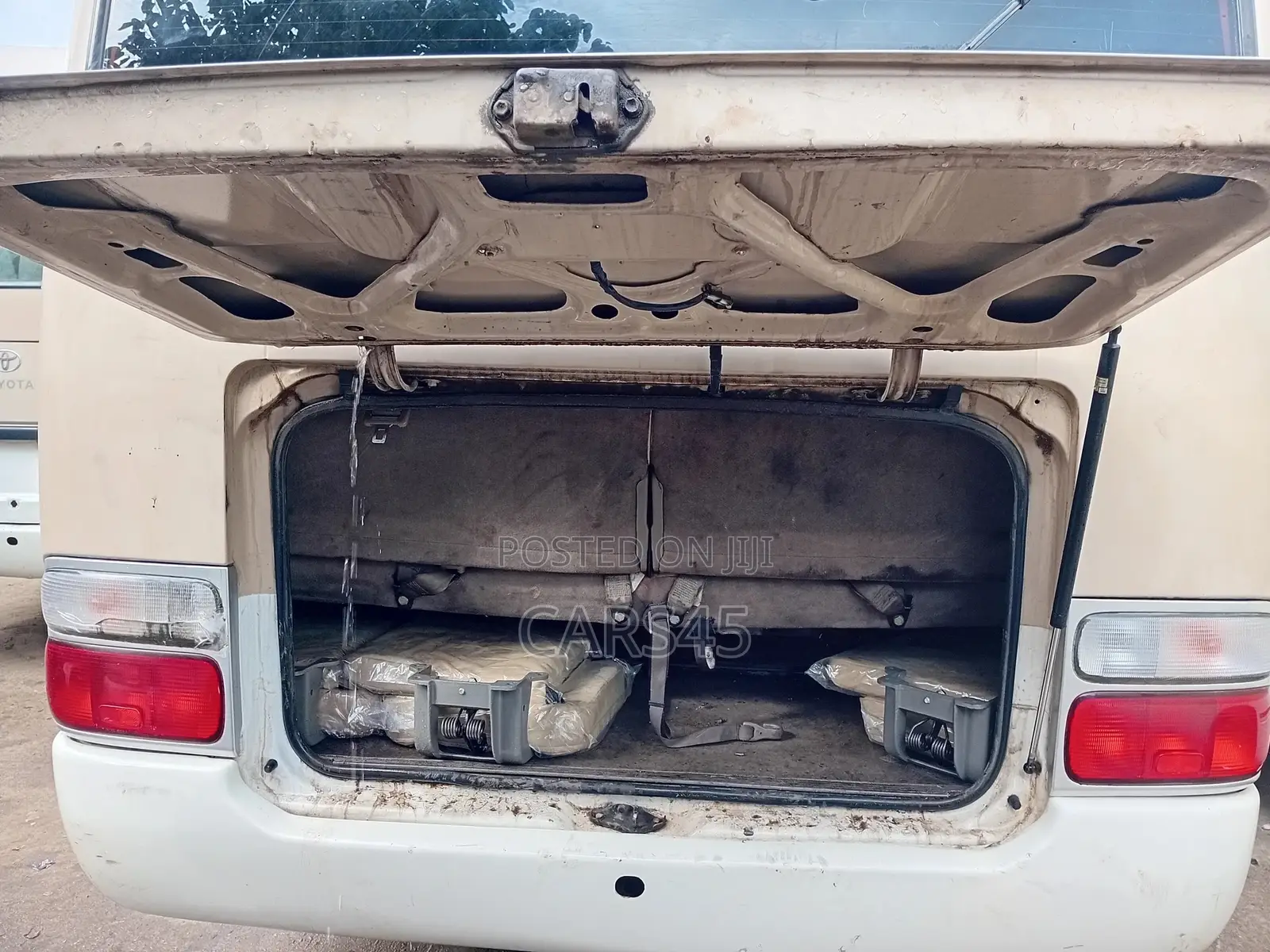 Toyota Coaster 2017 Beige