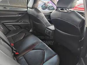 Toyota Camry 2018 Gray