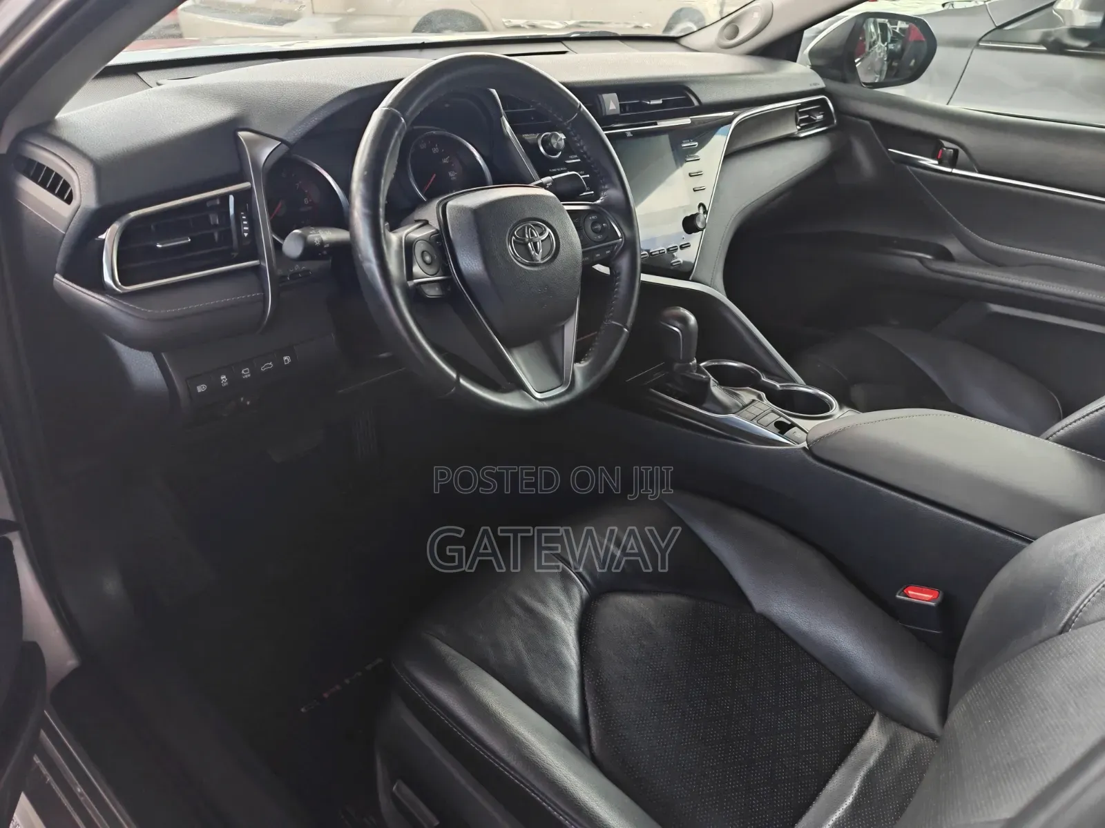 Toyota Camry 2018 Gray