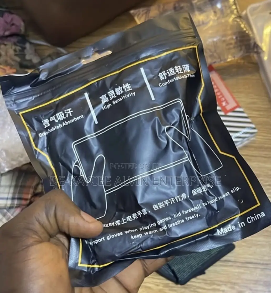 Gaming Gloves