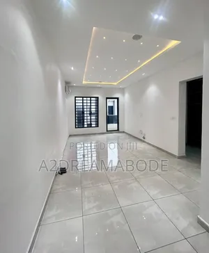 4bdrm Duplex in Off Adeola Odeku for rent