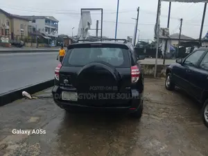 Toyota RAV4 2008 Black
