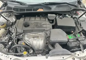 Toyota Camry 2011 Silver