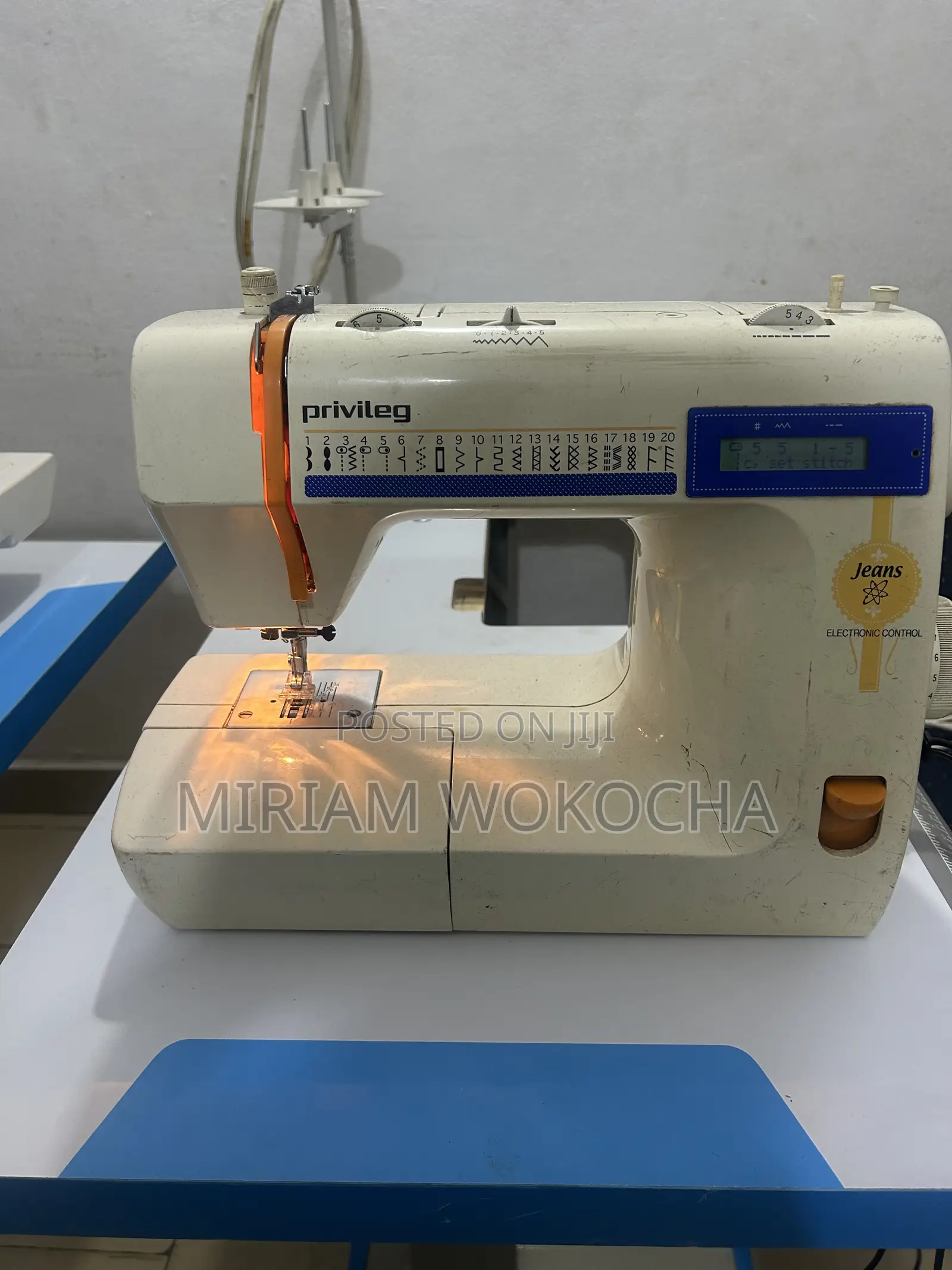 Table Top Sewing Machine