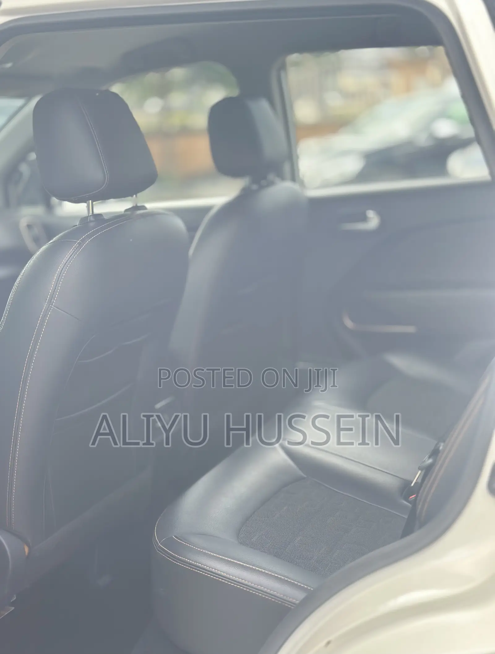 Triumph TSX 2025 White