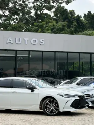 Toyota Avalon XSE FWD Sedan (3.5L V6 8A) 2019 Gray