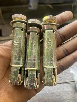M12 Expansion Bolt