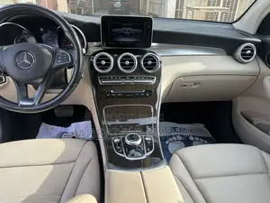 Mercedes-Benz GLC-Class 2017 White