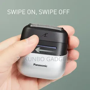 Panasonic ES-CM3A 3-Blade Compact Shaver, Wet & Dry -IPX7- USB-C \