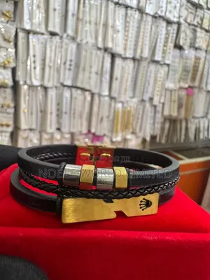 Cute Leather Bracelet OG 7v