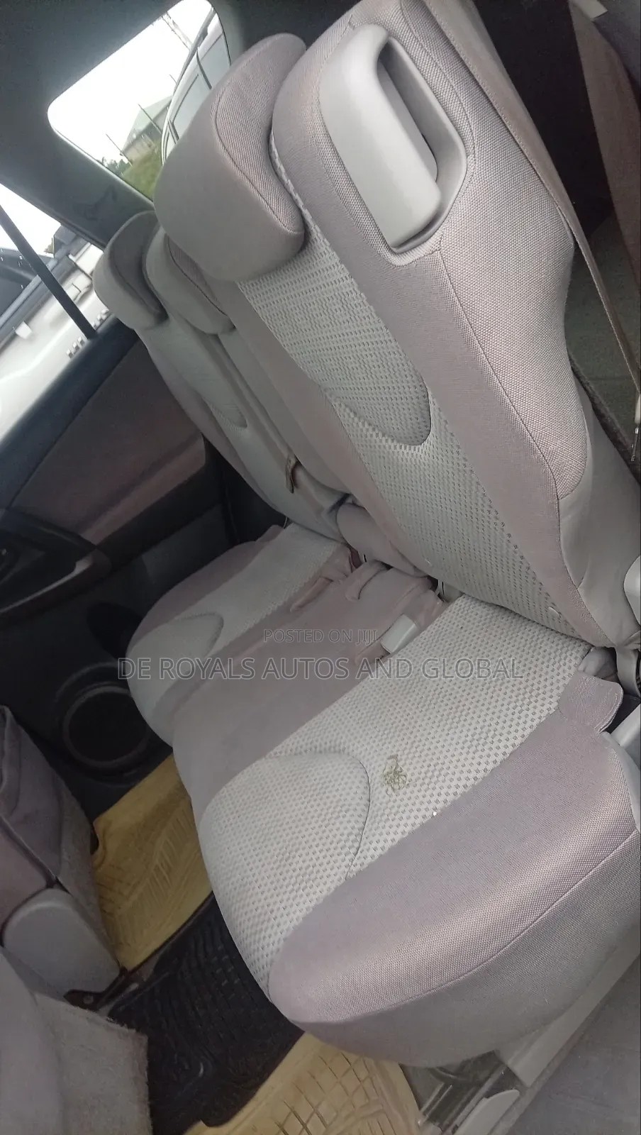 Toyota RAV4 2010 Red