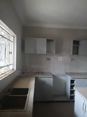 5bdrm Duplex in Akoto  Estate Elebu, Akala Express for rent