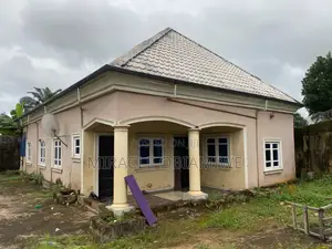3bdrm Bungalow in Dozieway, Umuahia for rent