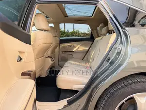 Toyota Venza Limited AWD V6 2013 Gray