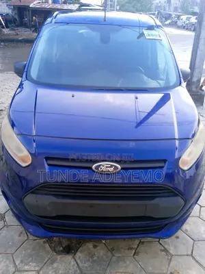 Ford E-150 2010 Blue