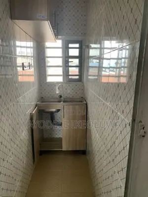 Mini Flat in Akesan for rent
