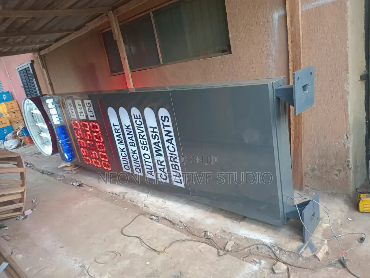 Filling Station Pylon Fabrication