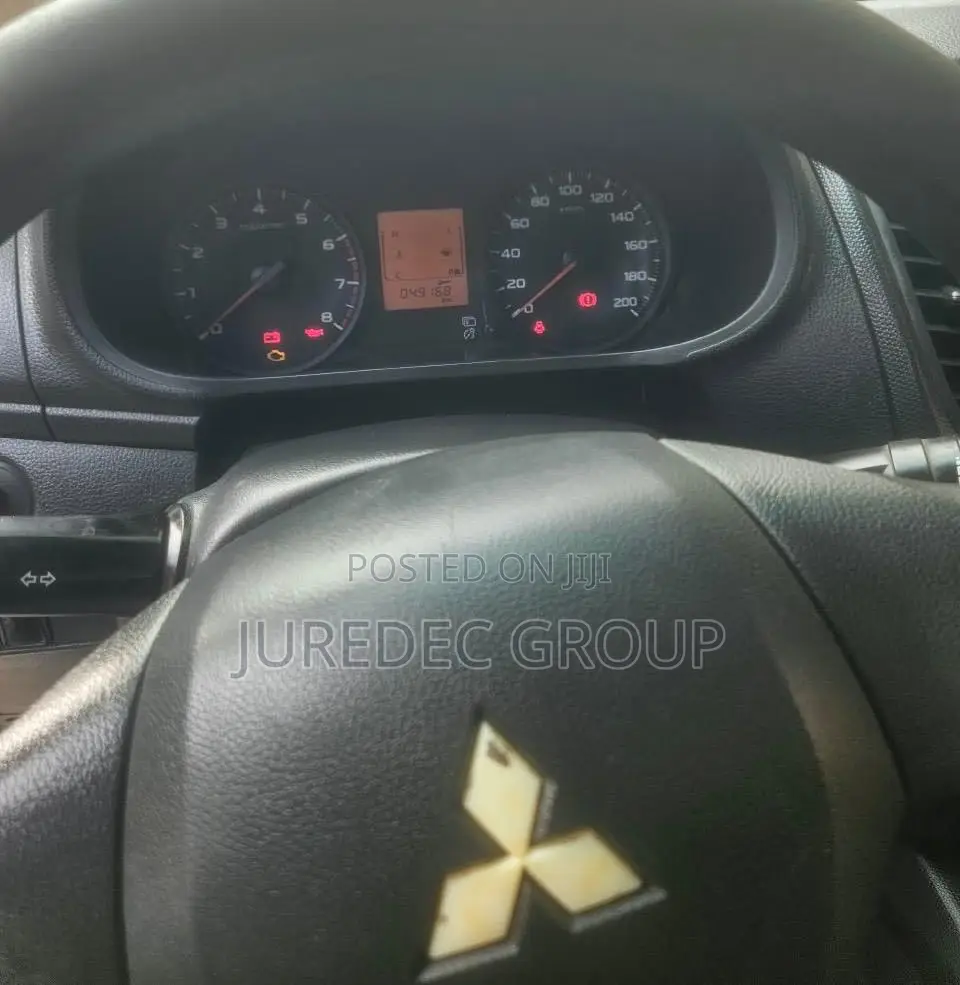 Mitsubishi L200 2019 White