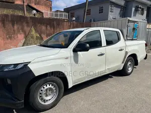 Mitsubishi L200 2019 White