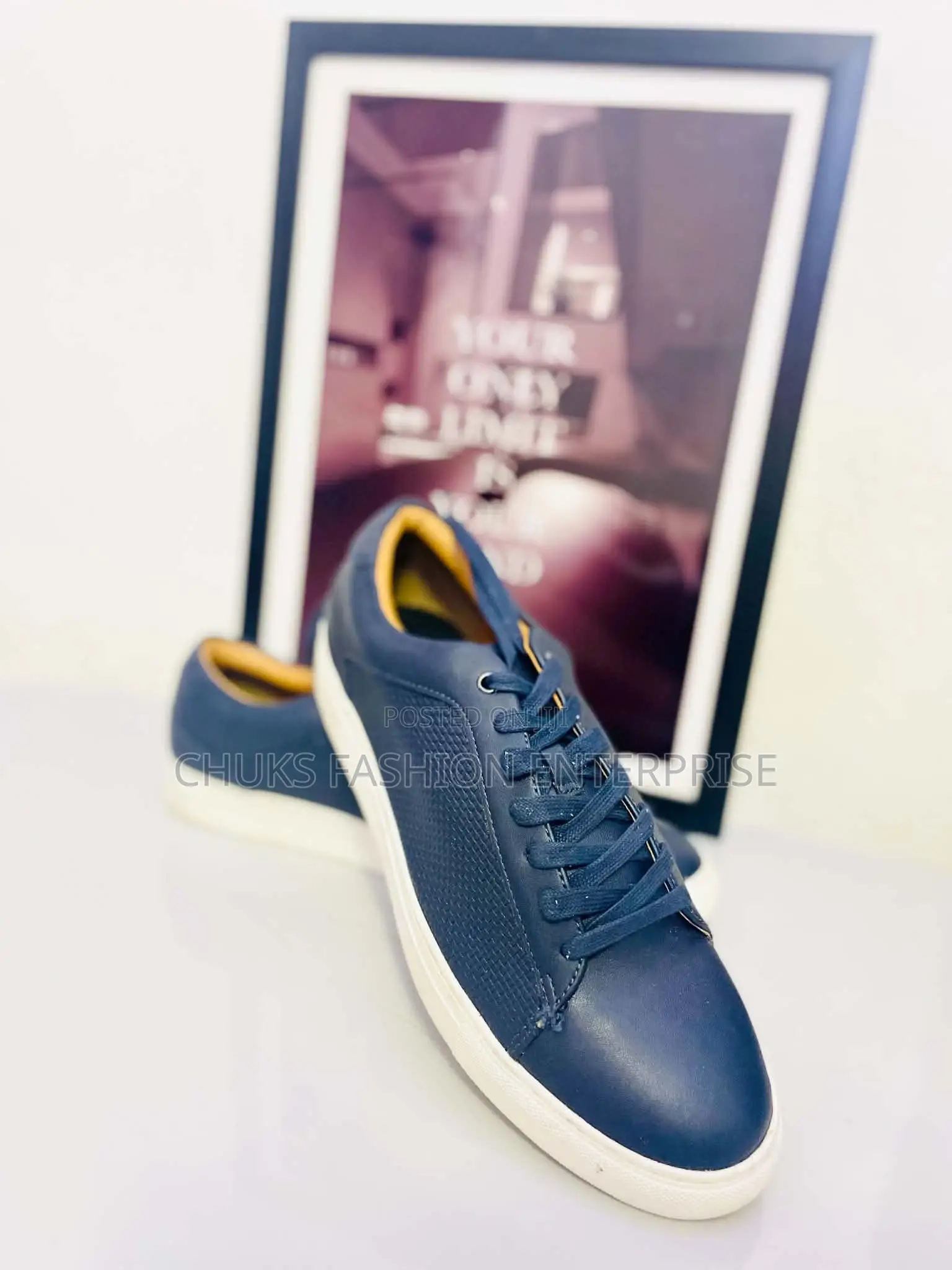 Men's Cooperate Canvas