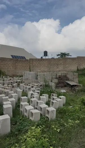 2 Plots of Land at Arapaja Road,off Akala Expressway.