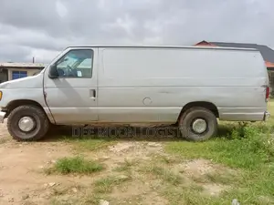 Van Available, for Transporting of Goods and Home Properties
