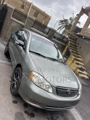 Toyota Corolla LE 2004 Gray