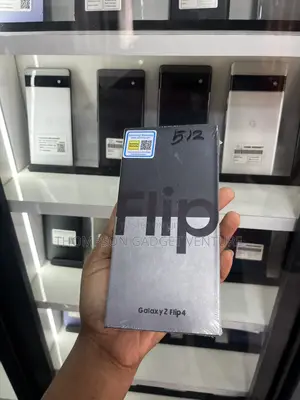 New Samsung Galaxy Z Flip4 512 GB Purple