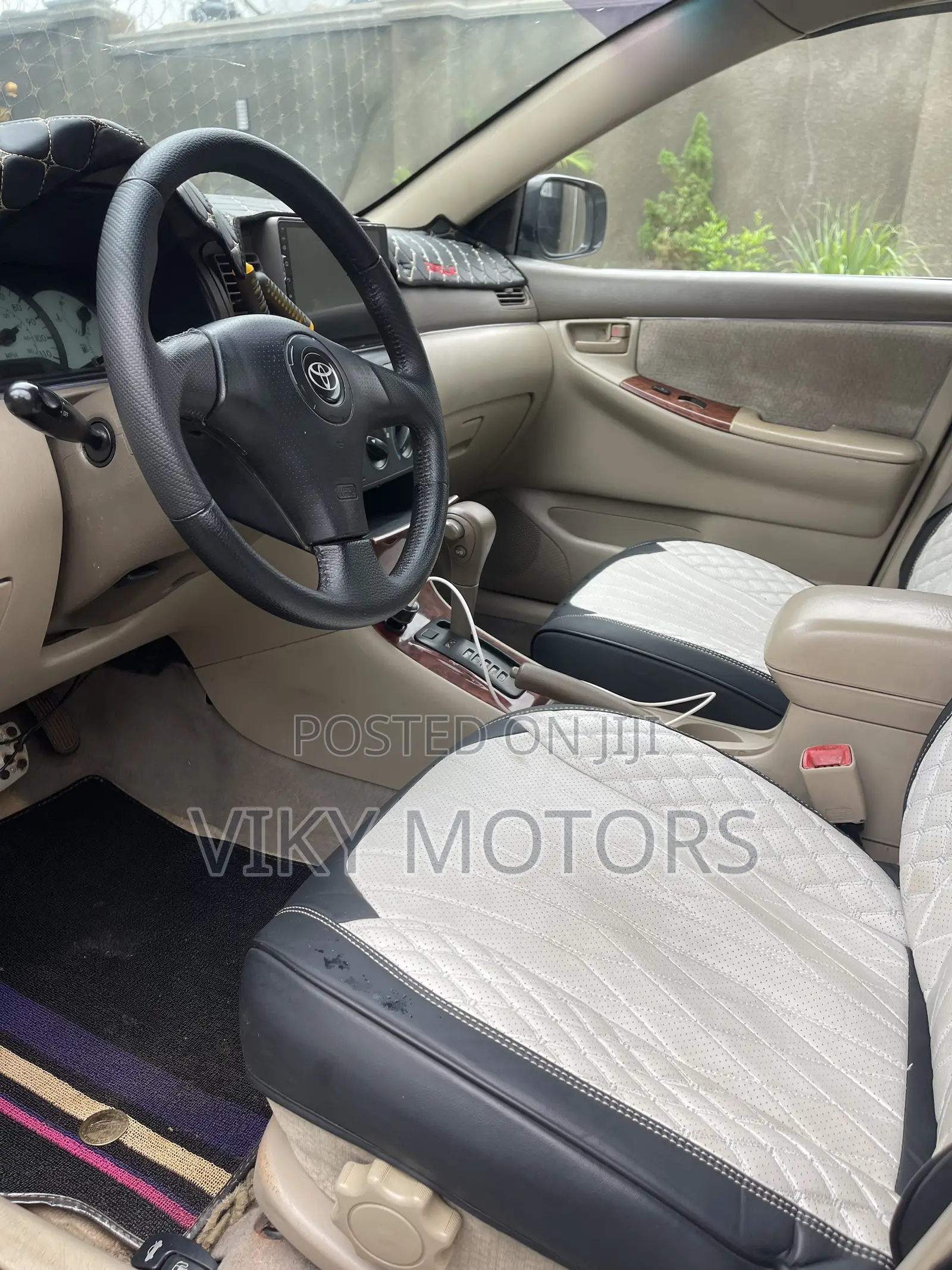 Toyota Corolla LE 2004 Gray