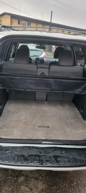 Toyota RAV4 2013 White