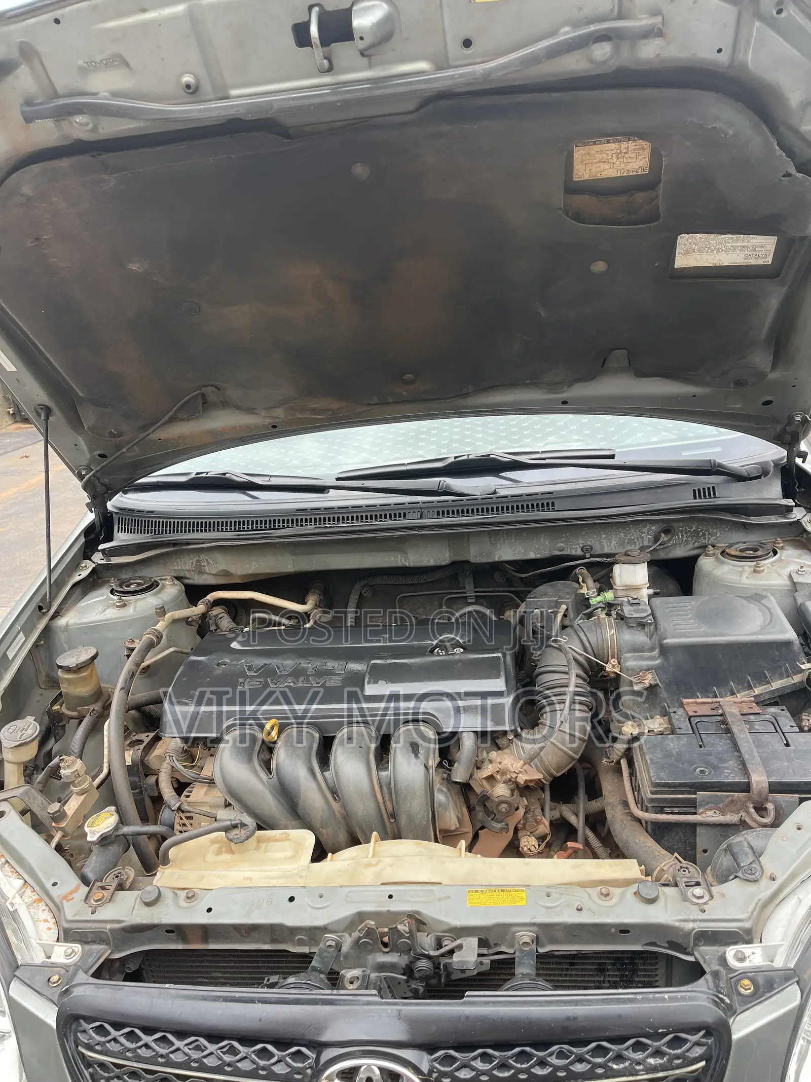 Toyota Corolla LE 2004 Gray