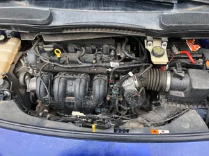 Ford E-150 2010 Blue