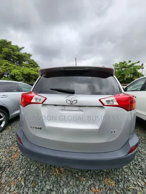 Toyota RAV4 LE 4dr SUV (2.5L 4cyl 6A) 2014 Silver