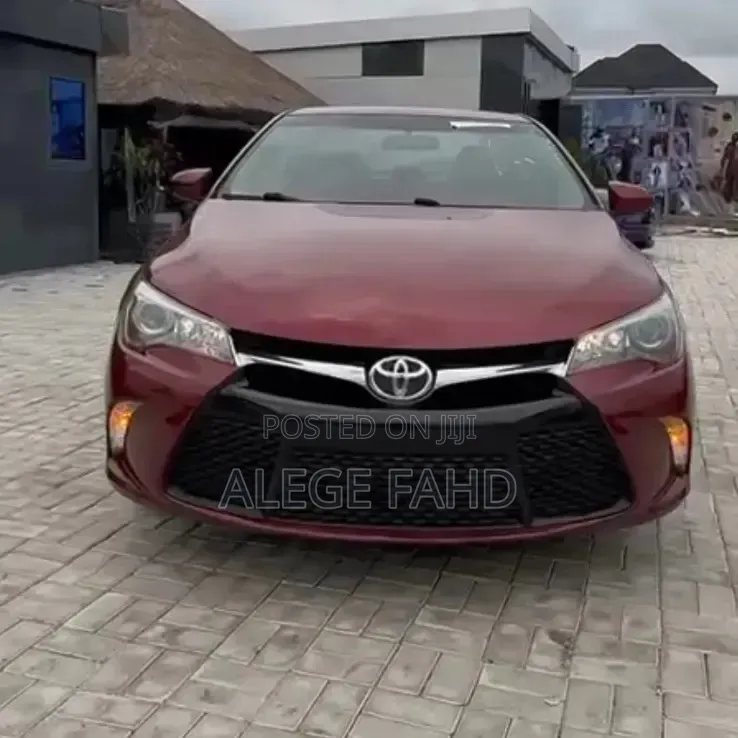 Toyota Camry 2017 Red