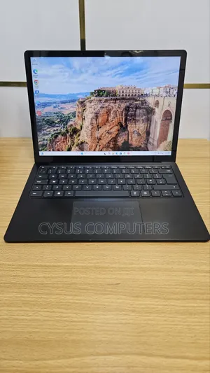 Laptop Microsoft Surface Laptop 5 16GB Intel Core i7 SSD 256GB