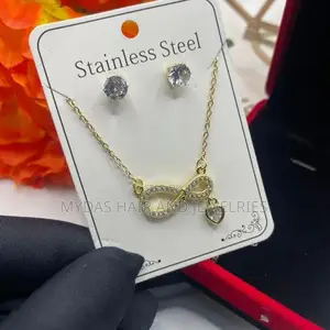 Longlasting Fashionable Jewelries.