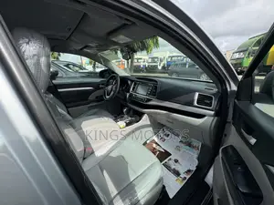 Toyota Highlander 2015 Silver