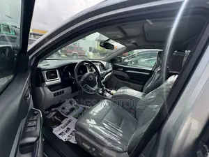 Toyota Highlander 2015 Silver
