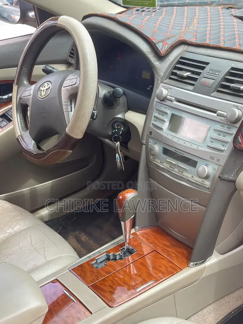 Toyota Camry 2009 Gray