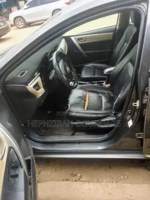 Toyota Corolla 2015 Gray