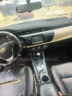 Toyota Corolla 2015 Gray