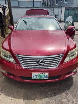 Lexus LS 460 2011 Red