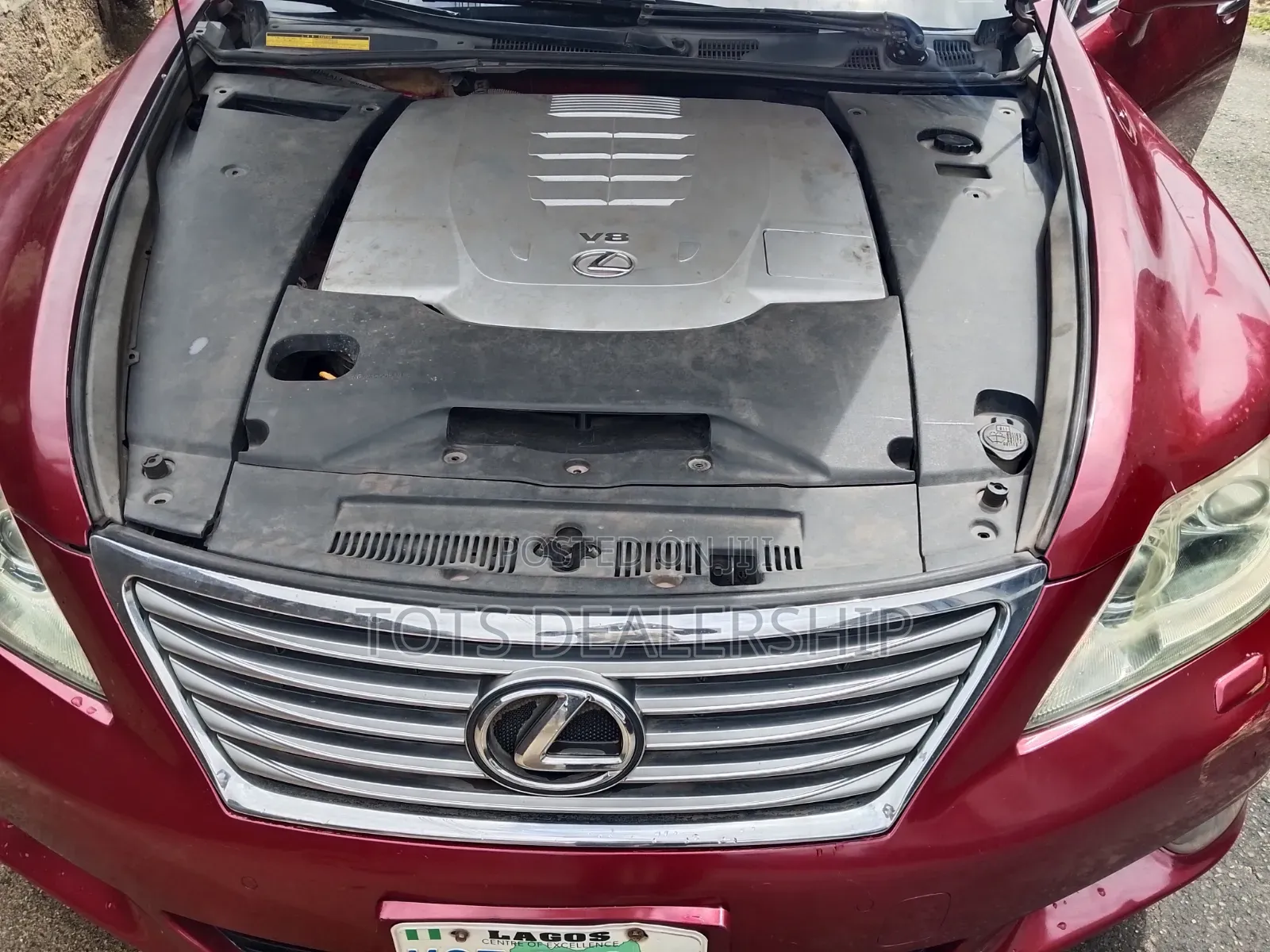 Lexus LS 460 2011 Red