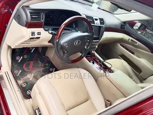 Lexus LS 460 2011 Red