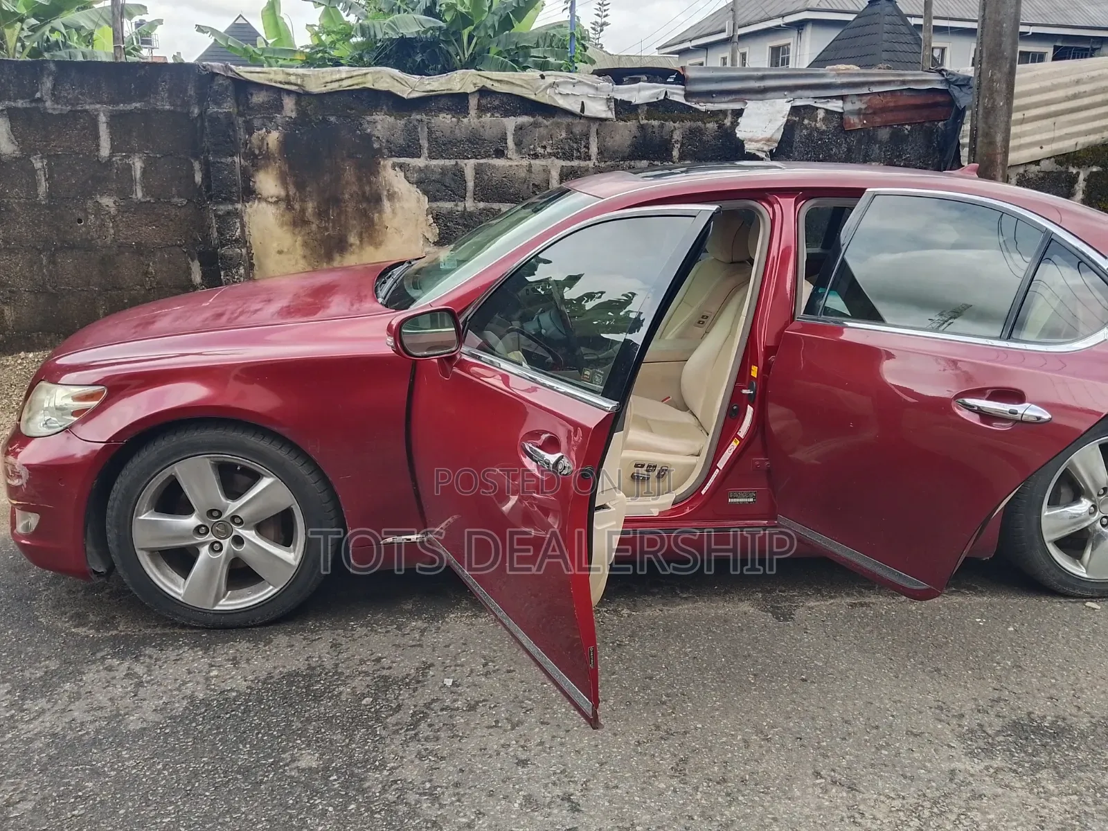 Lexus LS 460 2011 Red